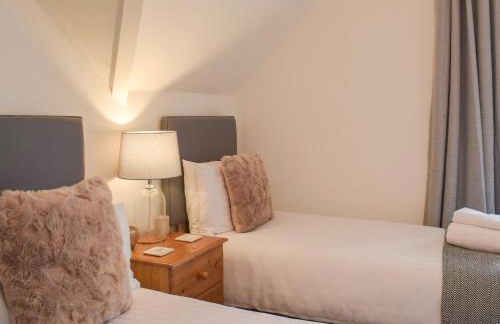 Southcroft Lodge - Photo 20