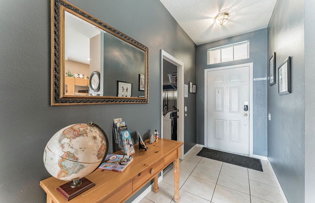 Vacation Resort Home Right Outside Of Disney World Parks With Private Pool 4 Bedroom Home by RedAwning - Foto 14