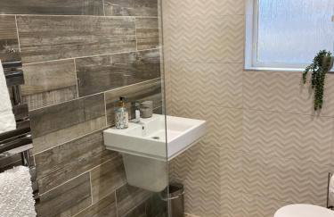 No. 3 Tomlinsons Apartments - Photo 8