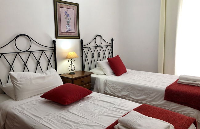 Apartamentos Los Verodes - Photo 28