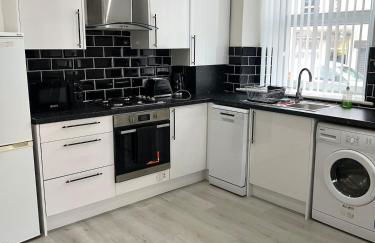 Welsh Getaway Apartment 2 - Town Centre - Photo 2