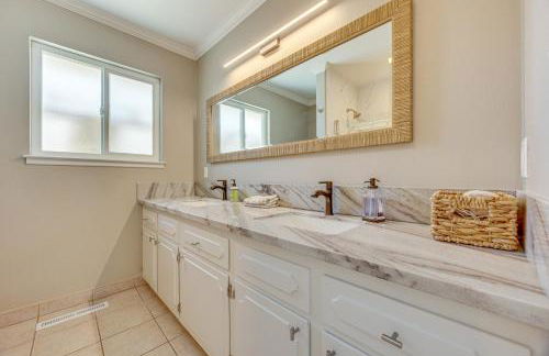 Shop, Hike and Explore Fresno Home with Private Pool! - Foto 17