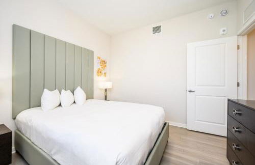 Brand New Modern Vista Cay Reserve Condo - 5008 - Photo 76