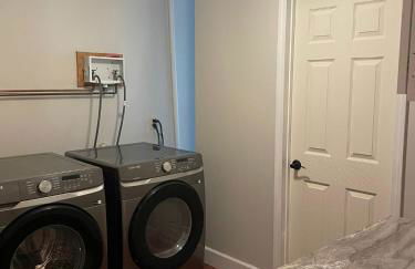 Charming 1-bdrm Apt close to all - Photo 27