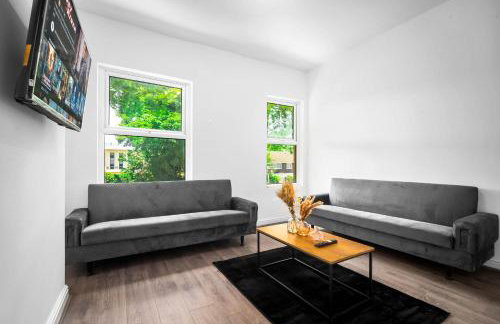 1 Bed Apartment Birmingham Resorts World NEC BHX - Foto 8