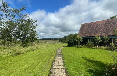 House on the Brooks Self catering Holiday let South Downs West Sussex Sleeps 14 - Foto 29