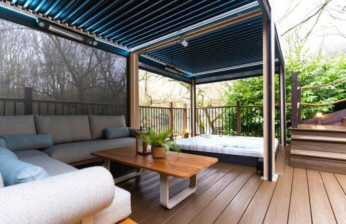 Tree House - Luxury Riverside Escape! - Foto 7