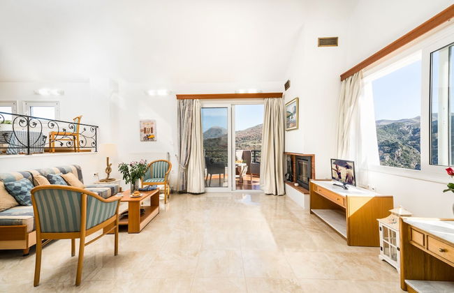 Villa Frati Gorge - Photo 24