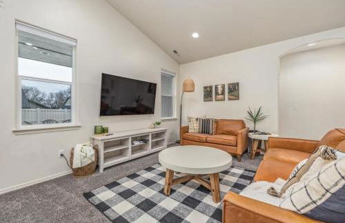 Modern Luxurious 4-bedroom Centrally located home - Foto 7