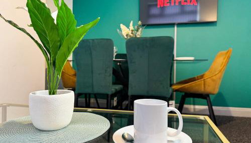 Hambledon House 4BR Entire Home - Foto 2