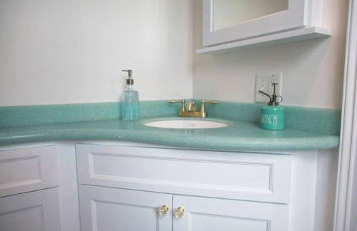 1742 Marblehead Studio|Minutes to Salem|Parking - Foto 4