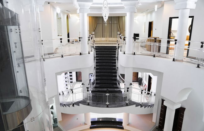 Emirates Hills Lake View Villa - Foto 4