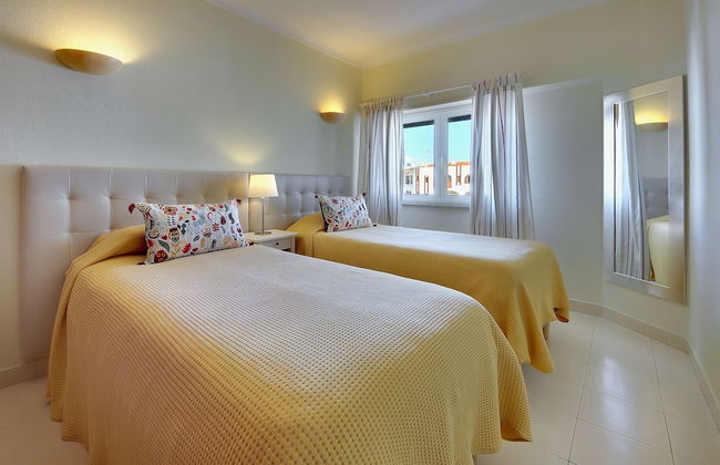 Apartamentos do Atlântico - Photo 2