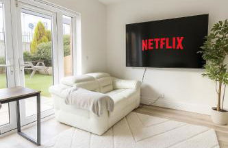 Large 3 Bed Home - Coop Live -Free parking - Foto 1