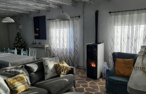 Casa Rural Garnacha de Borja has a Barbacue and Terrace - Foto 17