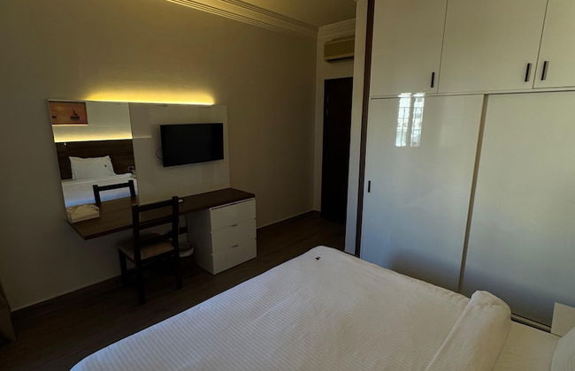 NY Suites Hotel - Photo 12