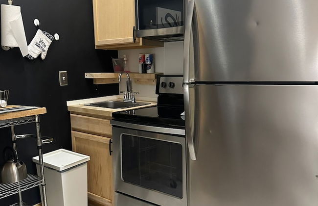 Central Downtown Queen Bed Walk to all Venues - Foto 9