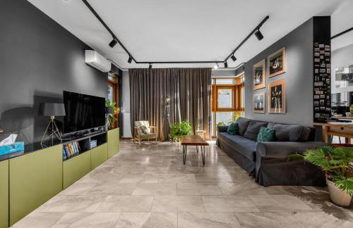 Muranów 14th Floor Apt - 62m2, Parking, Balcony - by Rentujemy - Foto 1