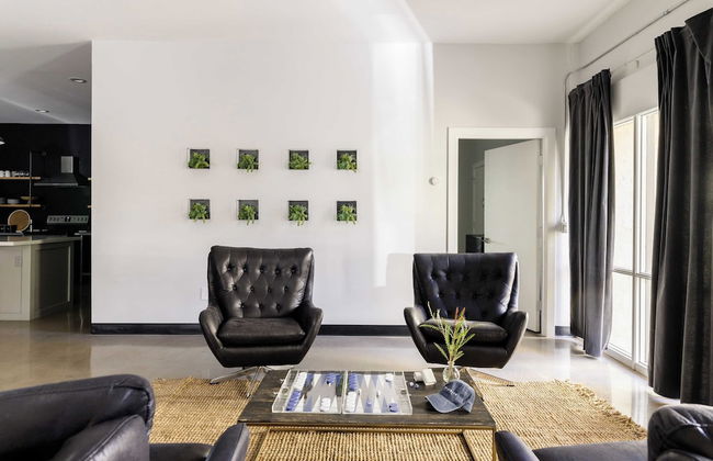 Luna by Avantstay Industrial Artist's Loft in Old Town w/ Billiards - Foto 15