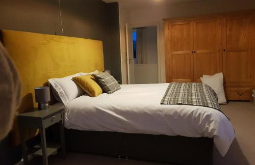 Hastings Retreat Rural barn conversions with Private Lake - Foto 12