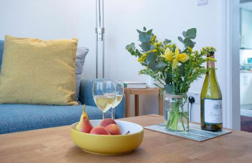 Holmdale House - Photo 4