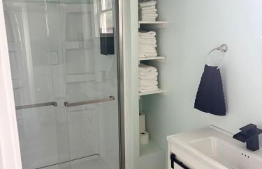 3 bed room 5 beds 1 bath sleeps 6 guest - Foto 15