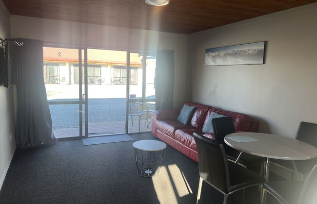 Pinewood Motels - Foto 15