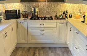 House -Sleeps 6-Garden-Fireplace - Photo 13