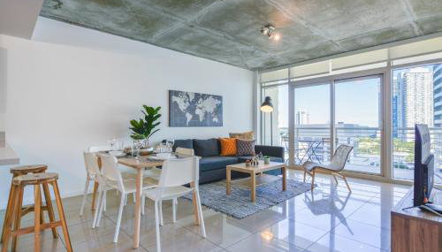 Relax Family Midtown - free parking & Great pool - Foto 2