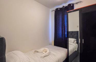 Newly Refurbished Home fit for to 7 family members, Groups, Contractors Centre of Bradley Stoke - Foto 28