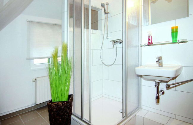 Reihenhauser im Hafendorf Vieregge auf Rugen - Photo 12