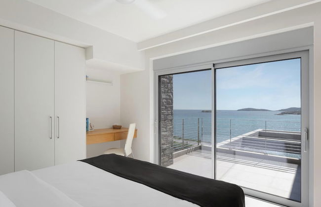 Luxurious Seafront Villa Karystos - Foto 2