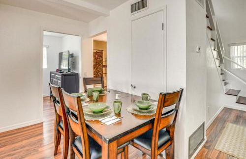 Walk to Lake George Quiet Nature Escape with Deck - Foto 8