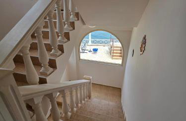 Luxury Beachfront Villa Margarita with Private Beach, Pool & Jacuzzi in Zakynthos - Foto 46