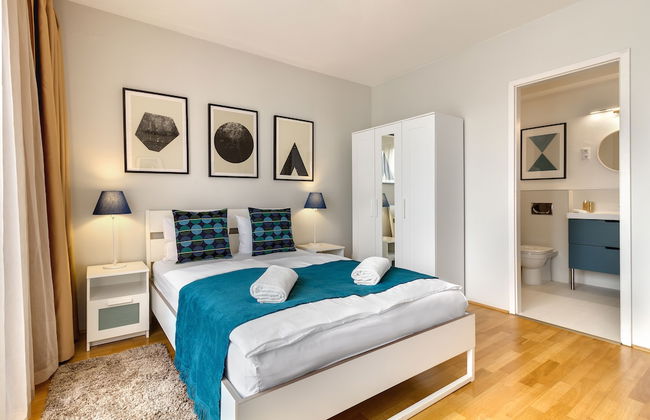 Quality Point Apartments 0-24 reception - Foto 12