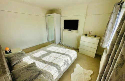 Luxurious 2BR stay in London-GerrardsCross-Wembley-private carpark-short walk to train station - Foto 10