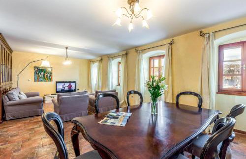 Il Palazzo - Photo 9