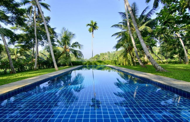 Dutch Colonial Period Villa In Contemporary Style - Foto 6