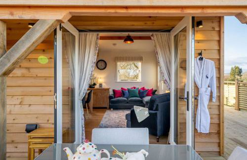 Yorkshire Dales Retreat with Hot Tub & Garden - Photo 42