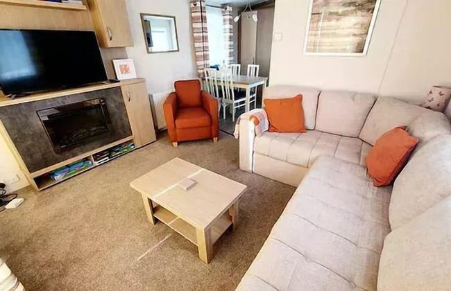 Butterfly 3-bed Hot Tub Lodge in Northumberland - Foto 7