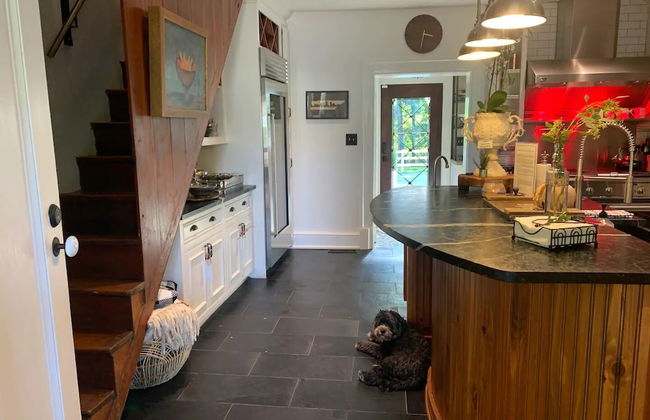 Boyd Harvey Main House And Carriage House 4 Bedroom Home by RedAwning - Foto 23