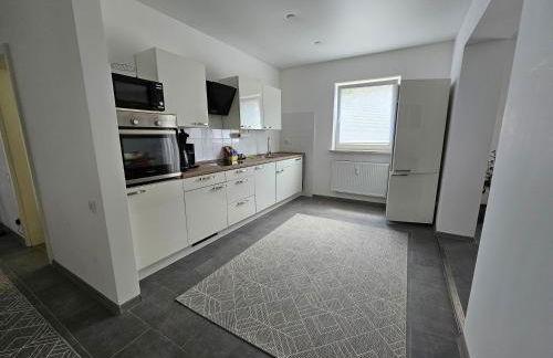 Warburg, FeWo "Sweet Home" 2,5 Zi- EG-separater Eingang - Parkplatz - Terasse- komfortabel,renoviert - Foto 14