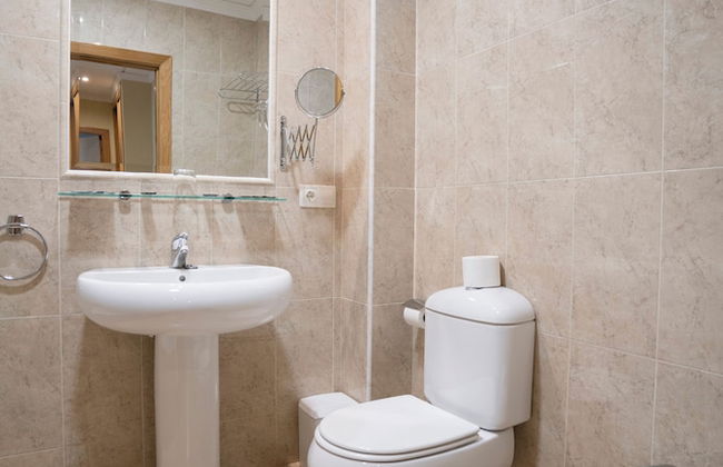 Aparthotel Atlántico Resort - Photo 11