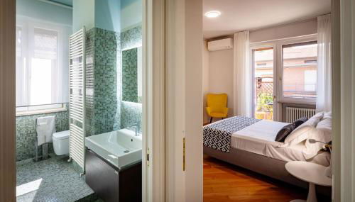 Sky Blue Rooms - Foto 2, towels, Shower