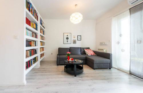 Apartment Nora - modern cozy apartment with FREE PARKING and TERRACE - Photo 8