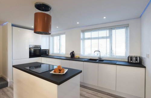 Amazing View Beachfront 3BR 5Beds 7 Guest - Photo 9