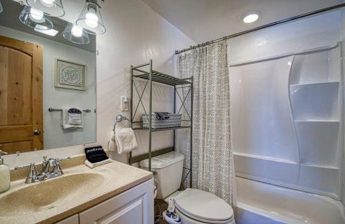 The Hilltop Haven 2bd Suite and Pet Friendly - Foto 16