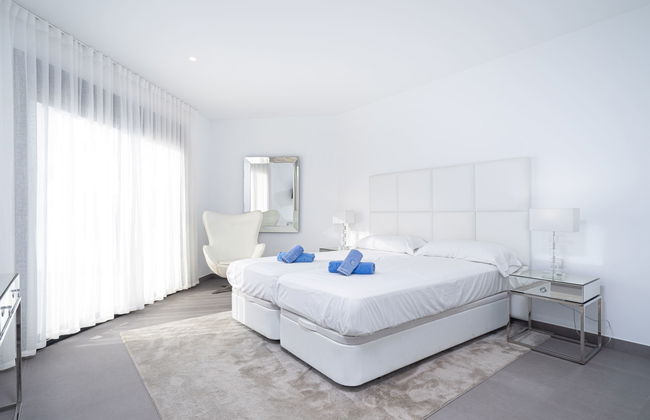 Out of the Blue - Foto 7