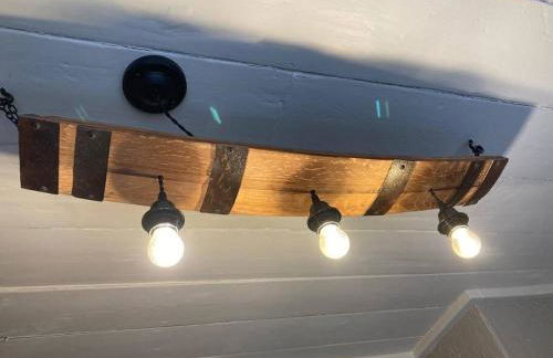 Pieman's Cottage - Pulborough, West Sussex Cottage - sunny courtyard - Foto 8