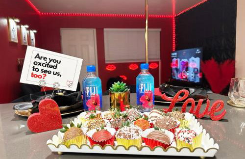 Red Chamber Hot Tub Couples Retreat - Foto 16